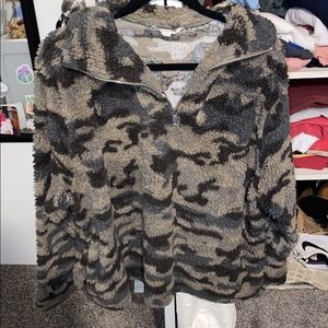 Army/camo Sherpa